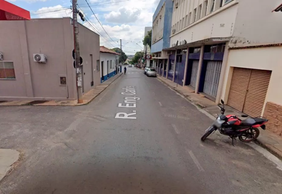 Vítima foi socorrida com vida na Rua Eng. Carlos Mata Machado / Foto: Google Street View