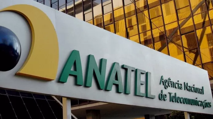 Com as mudanças aprovadas pela Anatel, operadoras de telefonia teriam mais liberdade para reajustar preços ou mudar planos de forma repentina (Divulgação/Anatel)
