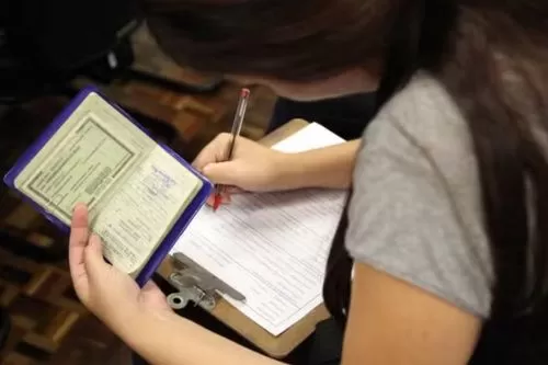 Jovem aprendiz — Foto: Ari Dias/AEN