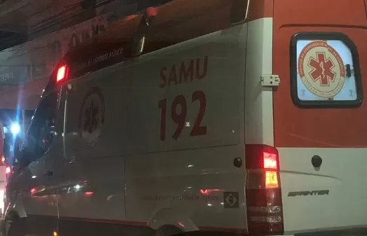 Esposa contou que o fogo atingiu o homem depois que um galão de gasolina explodiu/Foto: G1 