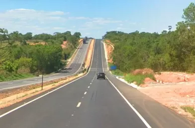 O acidente ocorreu na BR-135 – Crédito: Google Street View/Reprodução 